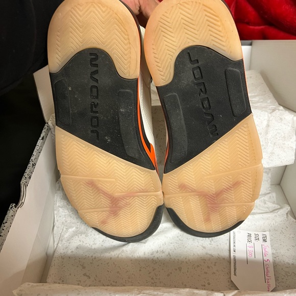 Shattered backboard 5’s - Picture 5 of 6